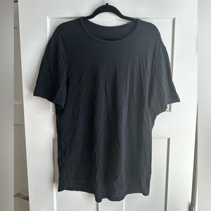 Lululemon relaxed t size 8